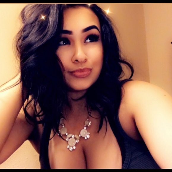 yvonne285